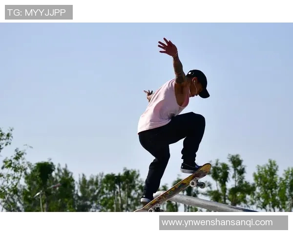 深圳滑板队在极限运动会中以64分稳居积分榜首位